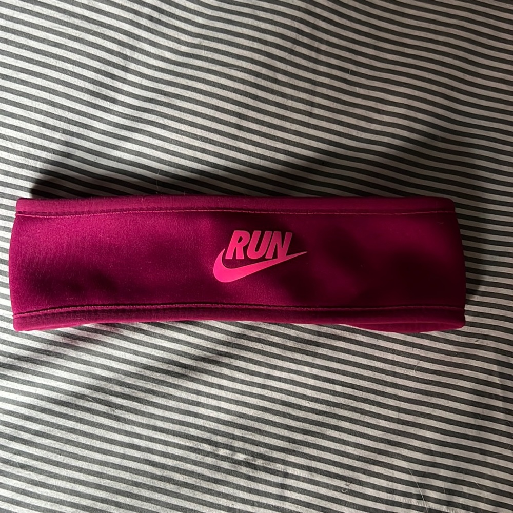 Nike running headband